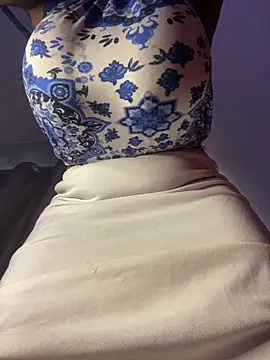Cherrytowild online show from 29, 1, 2025