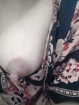 Snapshot of Aaradhya chatting on 11, 3, 2025 Aaradhya online show from 11, 3, 2025