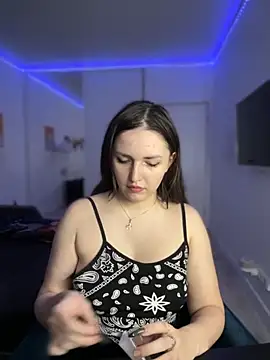 HoneySweetBee online show from 21, 11, 2025