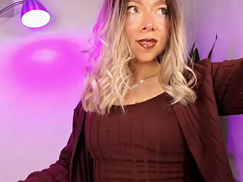 victoria qq online show from 24, 10, 2025