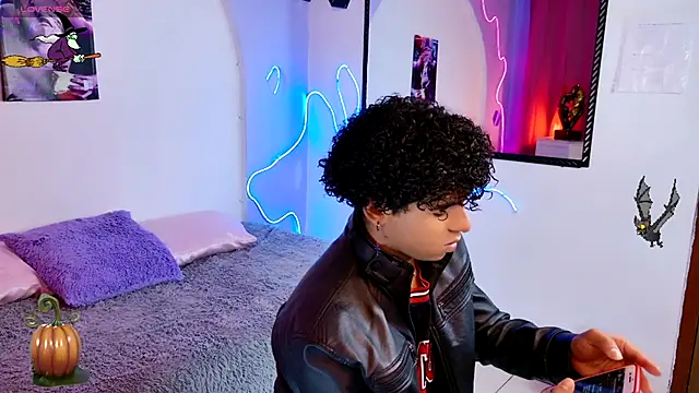 Noah Smith04 online show from 25, 10, 2025