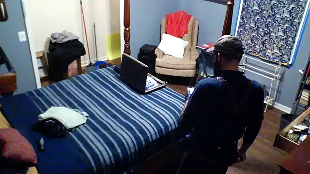 Snapshot of Onesieboy4daddys chatting on 18, 12, 2025 Onesieboy4daddys online show from 18, 12, 2025