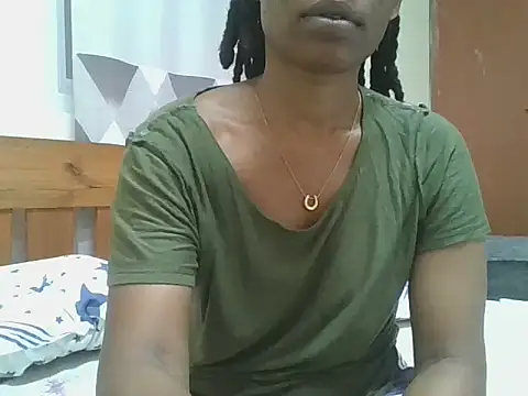 Snapshot of Sweetchoco5 chatting on 10, 10, 2025 Sweetchoco5 online show from 10, 10, 2025