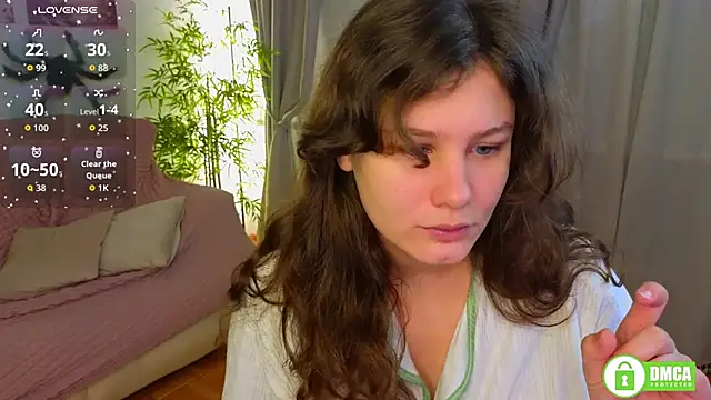 Snapshot of Charlotte_wow chatting on 20, 11, 2025 Charlotte wow online show from 20, 11, 2025