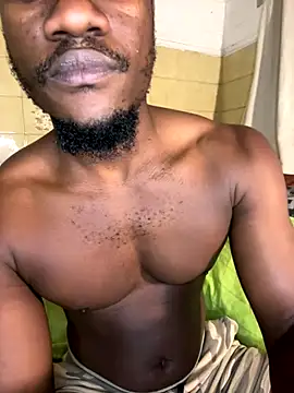 Snapshot of Pinepool21 chatting on 18, 11, 2025 Pinepool21 online show from 18, 11, 2025