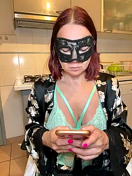 la petite prunette69 online show from 5, 11, 2025