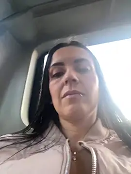 SuzanSmithh online show from 17, 1, 2025