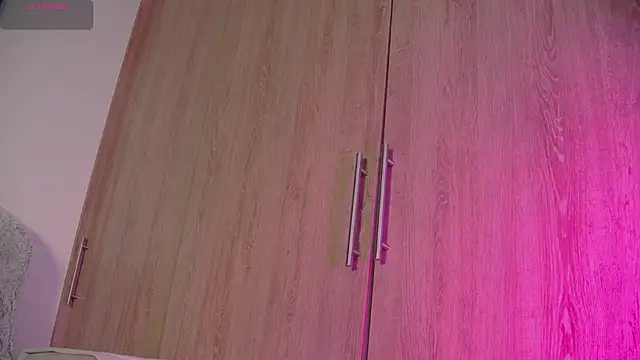 Snapshot of aidaadams chatting on 14, 10, 2025 aidaadams online show from 14, 10, 2025