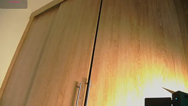 Snapshot of aidaadams chatting on 17, 10, 2025 aidaadams online show from 17, 10, 2025