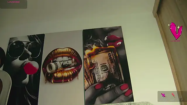 Snapshot of aidaadams chatting on 30, 10, 2025 aidaadams online show from 30, 10, 2025