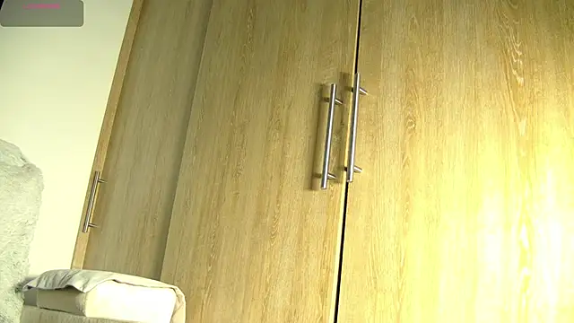 Snapshot of aidaadams chatting on 21, 11, 2025 aidaadams online show from 21, 11, 2025