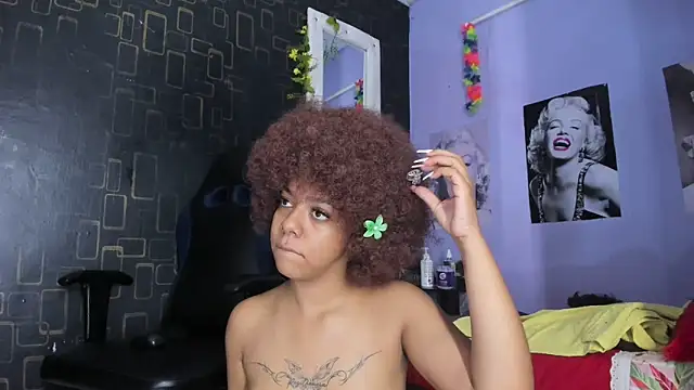 Alika01 online show from 6, 2, 2025