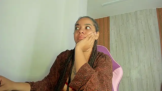 Alika01 online show from 10, 10, 2025