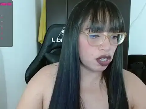 Snapshot of natashasmithe chatting on 31, 12, 2024 natashasmithe online show from 31, 12, 2024