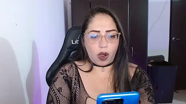 Snapshot of natashasmithe chatting on 24, 9, 2025 natashasmithe online show from 24, 9, 2025