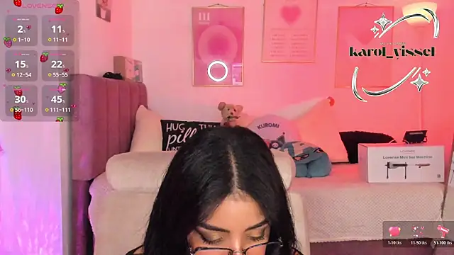 Snapshot of Hinataw33d01 chatting on 8, 11, 2025 Hinataw33d01 online show from 8, 11, 2025