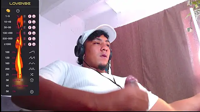 yosoy enzo2020 online show from 4, 12, 2024