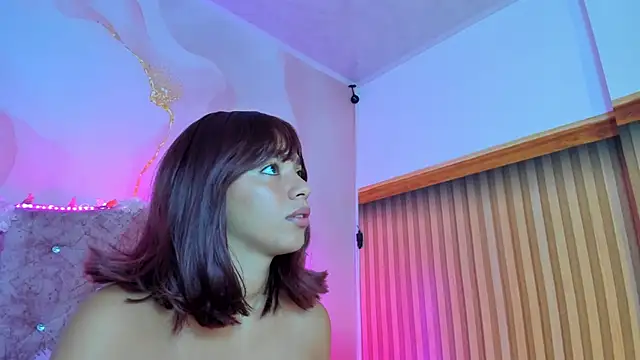 Snapshot of Khassia_f32 chatting on 11, 3, 2025 Khassia f32 online show from 11, 3, 2025