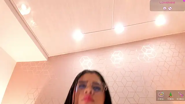 Emilyboobss online show from 30, 12, 2024