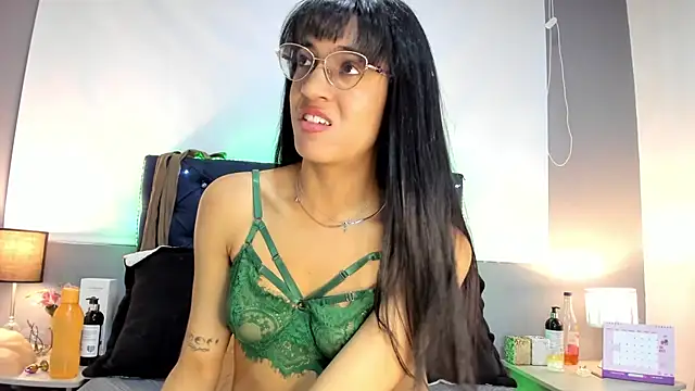 valentinabaez online show from 2, 10, 2025