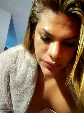 Snapshot of CurvyViolet chatting on 22, 2, 2025 CurvyViolet online show from 22, 2, 2025