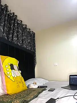 Snapshot of Sexy_barb2 chatting on 13, 10, 2025 Sexy barb2 online show from 13, 10, 2025