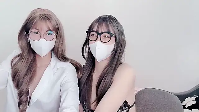 Snapshot of Mono-Stewardesss chatting on 4, 12, 2024 Mono-Stewardesss online show from 4, 12, 2024