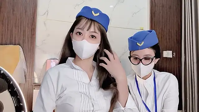 Snapshot of Mono-Stewardesss chatting on 10, 11, 2025 Mono-Stewardesss online show from 10, 11, 2025