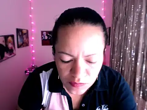 Cristal w online show from 27, 1, 2025