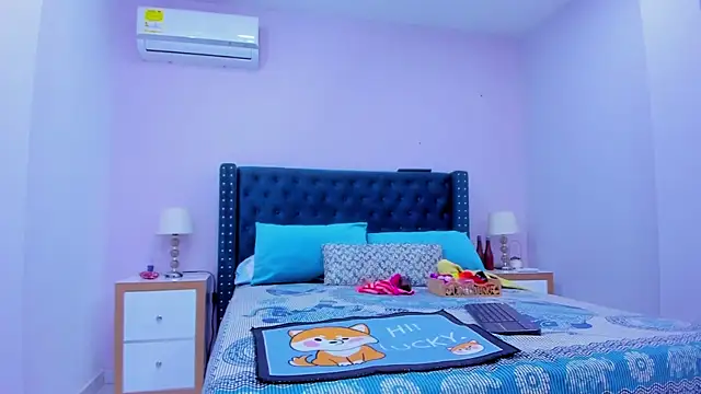 ClayrRosse online show from 1, 2, 2025