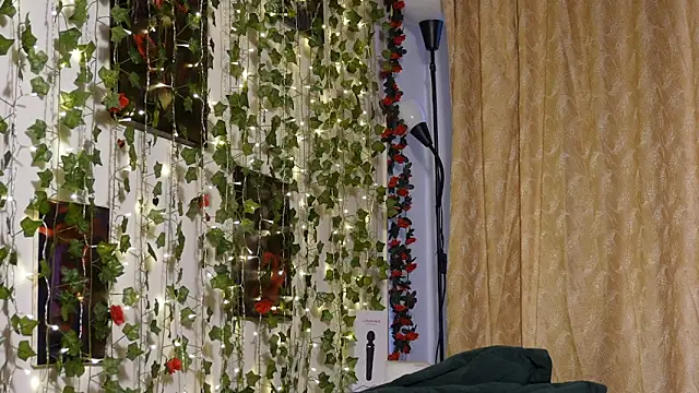 NaughtYHomemadE online show from 7, 3, 2026