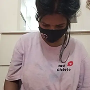 Snapshot of Anusri- chatting on 22, 11, 2025 Anusri- online show from 22, 11, 2025