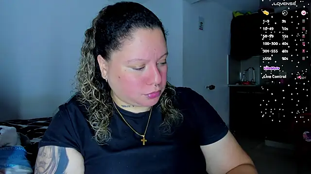 Snapshot of mariana_maze chatting on 22, 12, 2024 mariana maze online show from 22, 12, 2024