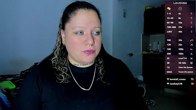 Snapshot of mariana_maze chatting on 8, 1, 2025 mariana maze online show from 8, 1, 2025