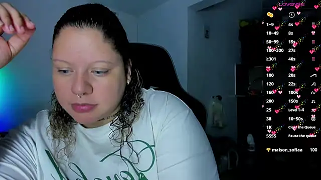 Snapshot of mariana_maze chatting on 10, 2, 2025 mariana maze online show from 10, 2, 2025