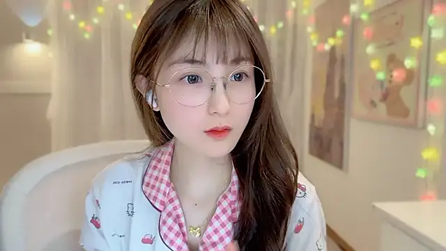 Snapshot of SHUIshui_ chatting on 25, 1, 2025 SHUIshui online show from 25, 1, 2025