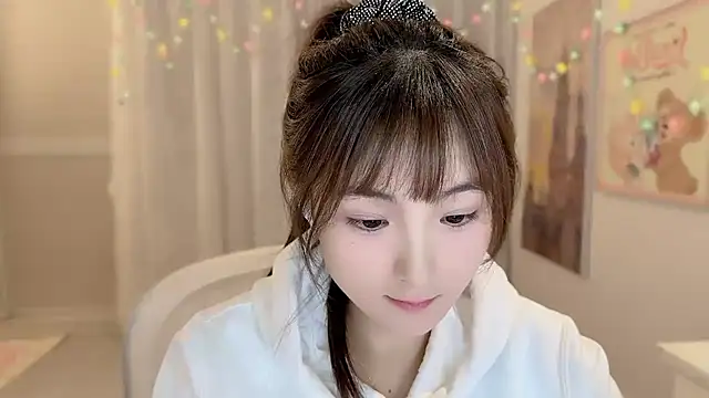 Snapshot of SHUIshui_ chatting on 6, 2, 2025 SHUIshui online show from 6, 2, 2025