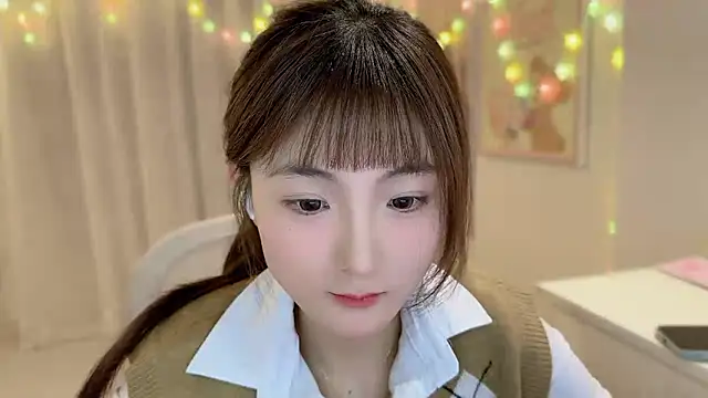 Snapshot of SHUIshui_ chatting on 10, 2, 2025 SHUIshui online show from 10, 2, 2025