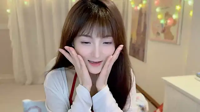 Snapshot of SHUIshui_ chatting on 14, 2, 2025 SHUIshui online show from 14, 2, 2025