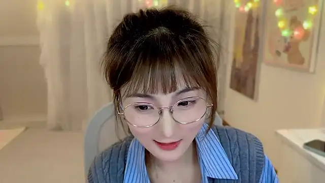 Snapshot of SHUIshui_ chatting on 15, 2, 2025 SHUIshui online show from 15, 2, 2025