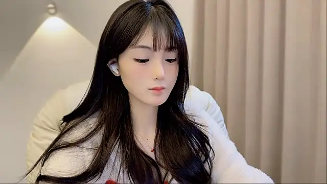 Snapshot of SHUIshui_ chatting on 23, 11, 2025 SHUIshui online show from 23, 11, 2025