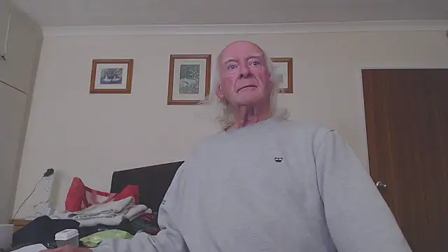 WaverlyKernow online show from 4, 10, 2025