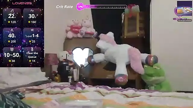 Snapshot of Toybox13_Pika chatting on 15, 9, 2025 Toybox13 Pika online show from 15, 9, 2025