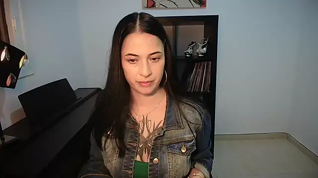 Snapshot of Windy_butterfly chatting on 28, 9, 2025 Windy butterfly online show from 28, 9, 2025