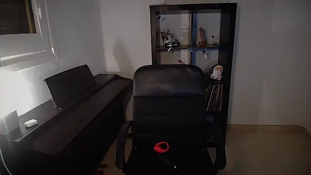 Snapshot of Windy_butterfly chatting on 7, 11, 2025 Windy butterfly online show from 7, 11, 2025