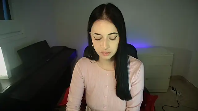 Windy butterfly online show from 14, 12, 2025