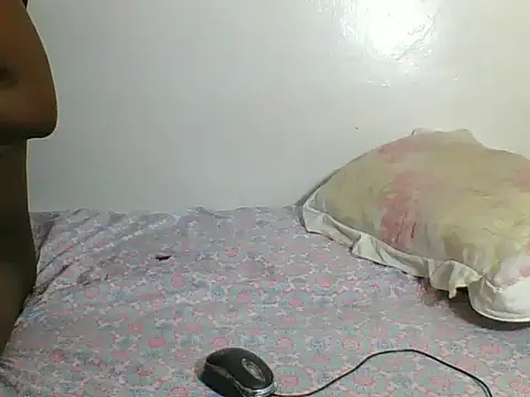 Snapshot of PrincessYankee chatting on 2, 11, 2025 PrincessYankee online show from 2, 11, 2025