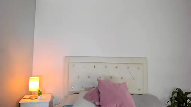 Snapshot of MELISSA_ALVAREZ chatting on 1, 11, 2025 MELISSA ALVAREZ online show from 1, 11, 2025