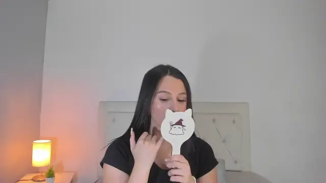 Snapshot of MELISSA_ALVAREZ chatting on 21, 11, 2025 MELISSA ALVAREZ online show from 21, 11, 2025