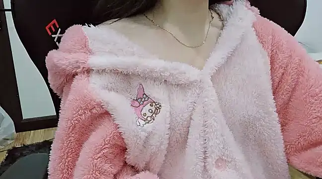 Kemmy babe20 online show from 10, 2, 2025